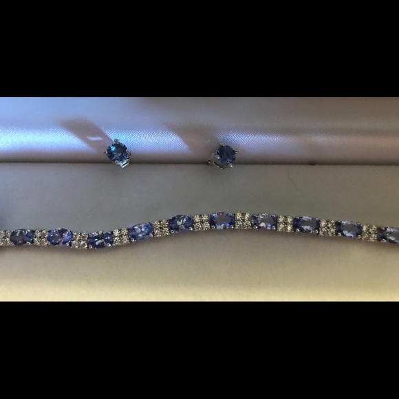 Tanzanite and diamond set. - Picture 3 of 3